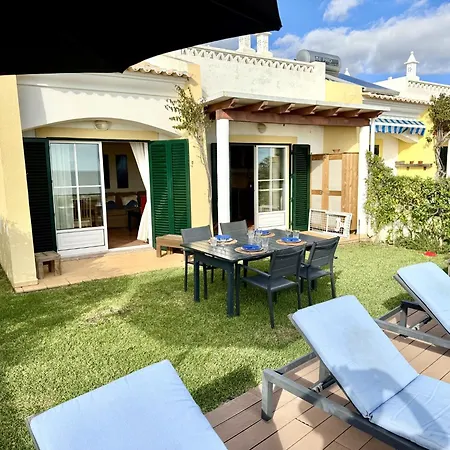 Charming Near Atlantic Ocean 贝纳吉